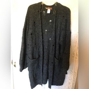 Cardigan grey